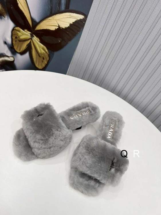 Picture of Miumiu Shoes _SKUMiuMiusz35-40317995.5CM4CRR1004